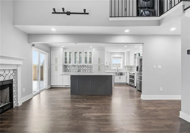 Photo 4 of Condo for sale at 114 Woodhaven Way, Alpharetta, GA 30009 | MLS# 7815500 | Listing updated on 2026-09-04