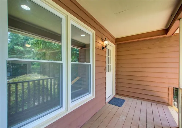 3rd image of 104 Southfork Dr, Woodstock, GA 30189 | MLS# 7813554