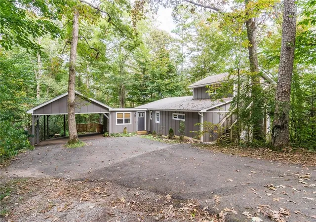 2nd image of 136 Bob Edwards Dr, Dahlonega, GA 30533 | MLS# 7766426