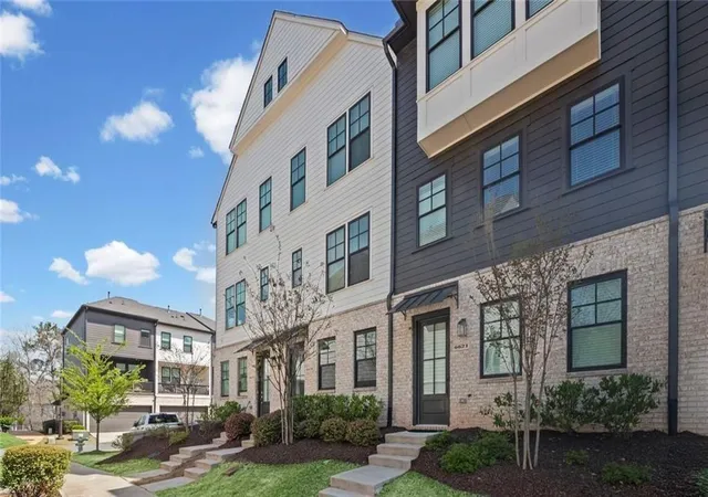 2nd image of 6623 Beacon Dr, Sandy Springs, GA 30328 | MLS# 7741663