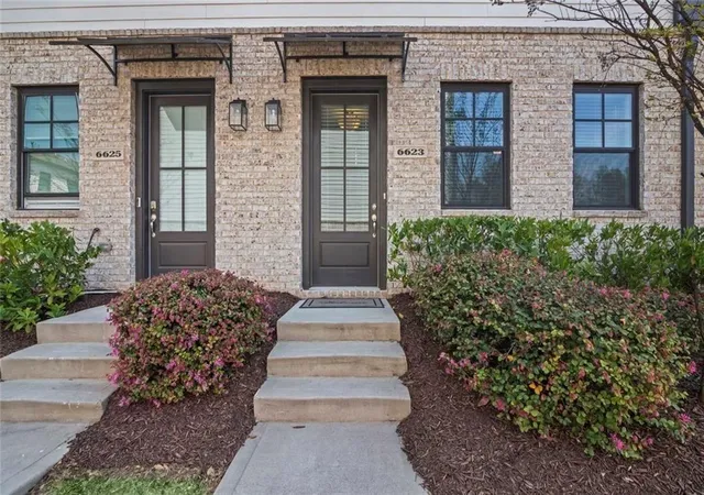 3rd image of 6623 Beacon Dr, Sandy Springs, GA 30328 | MLS# 7741663