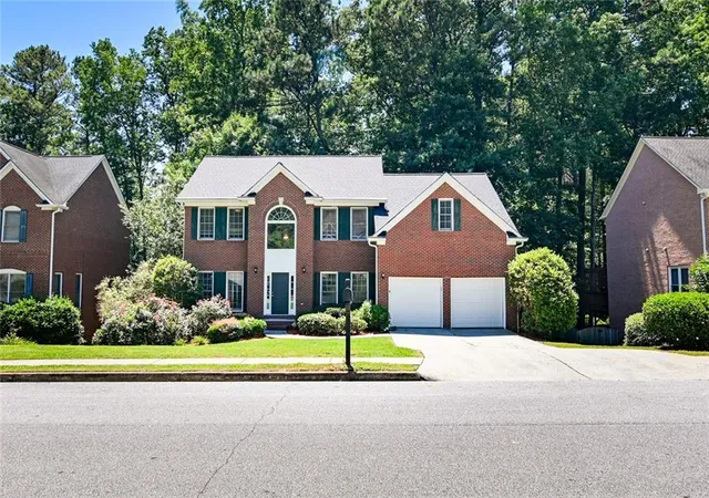 2nd image of 4647 Cedar Wood Dr Sw, Lilburn, GA 30047 | MLS# 7781287