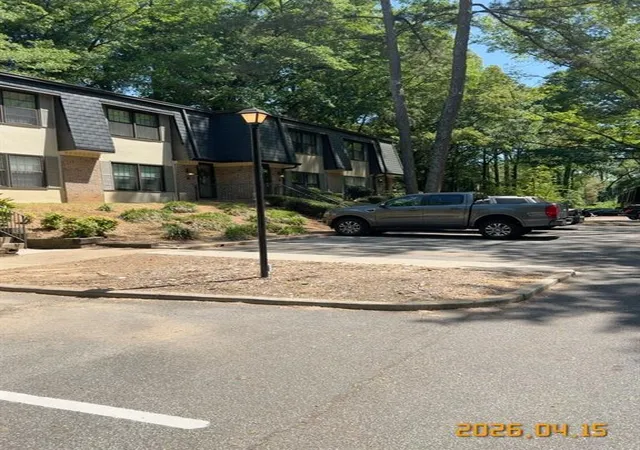 3rd image of 30 Arpege Wy Nw, Atlanta, GA 30327 | MLS# 7762426
