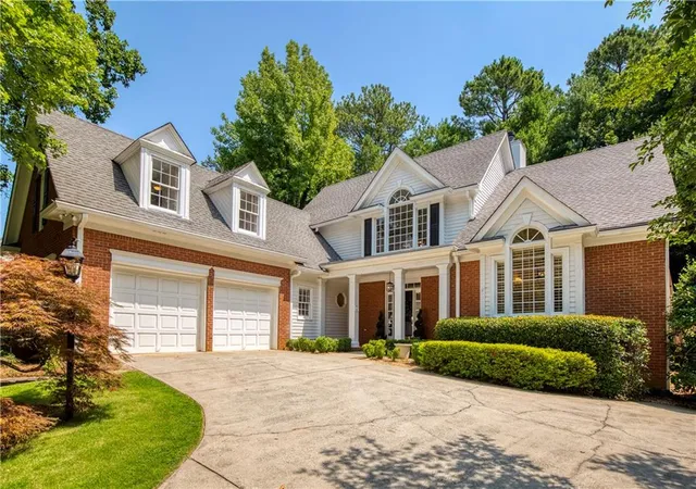 Homes for sale in Alpharetta, GA | 2815 Gleneagles Pointe, Alpharetta, GA 30005 | MLS# 7799275