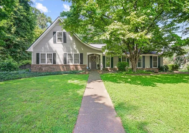 1st image of 1843 Mountain Creek Dr, Stone Mountain, GA 30087 | MLS# 7803875