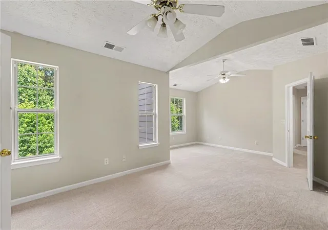 Homes for sale in Union City, GA | 8550 Lakemeadow Dr, Union City, GA 30291 | MLS# 7800722