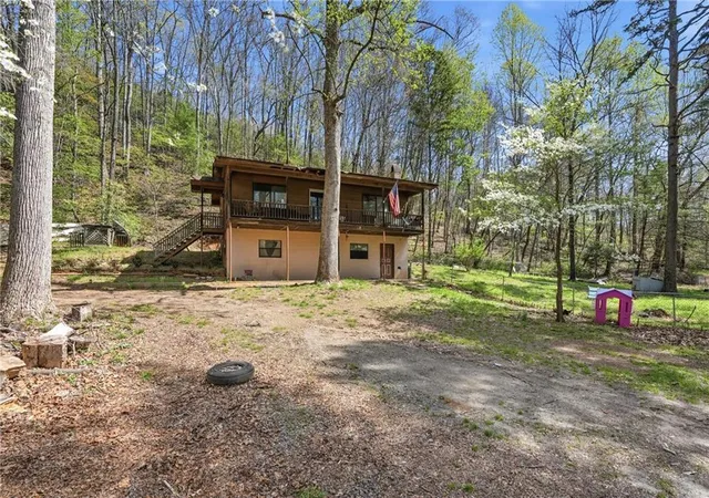 Photo 1 of Sale Pending at 118 Titus Valley Rd, Hiawassee, GA 30546 | MLS# 7747121 | Listing updated on 2026-09-10