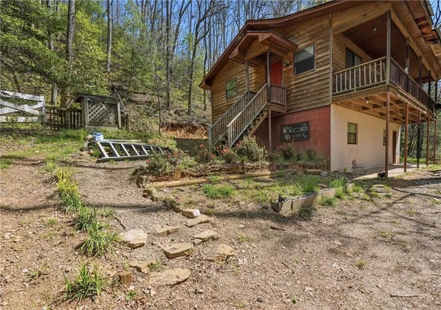 Photo 3 of Sale Pending at 118 Titus Valley Rd, Hiawassee, GA 30546 | MLS# 7747121 | Listing updated on 2026-09-10
