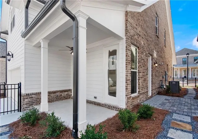 Photo 3 of Single family home for sale at 1272 Waterhaven Blvd, Cumming, GA 30041 | MLS# 7820216 | Listing updated on 2026-08-15
