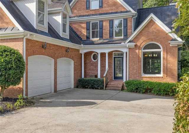 3rd image of 395 Amberbrook Cir, Grayson, GA 30017 | MLS# 7821583