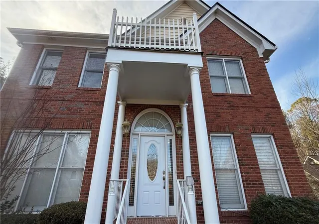 Photo 3 of Single family home for sale at 4000 Peachtree Corners Cir, Peachtree Corners, GA 30092 | MLS# 7748657 | Listing updated on 2026-08-11