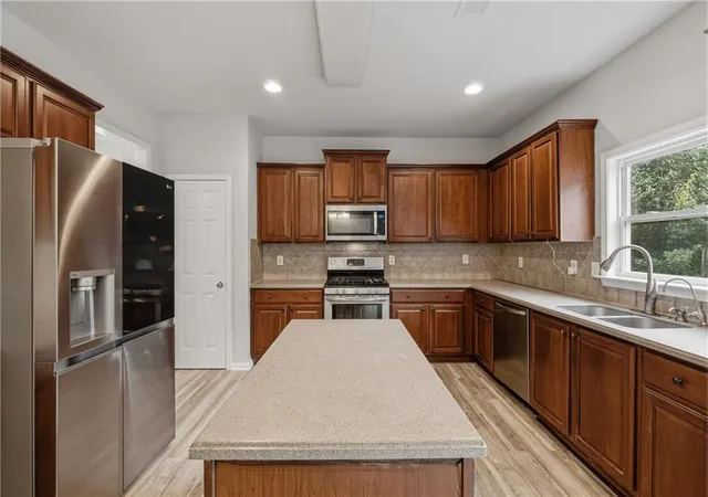 Homes for sale in Union City, GA | 7295 Madison Cir, Union City, GA 30291 | MLS# 7792685