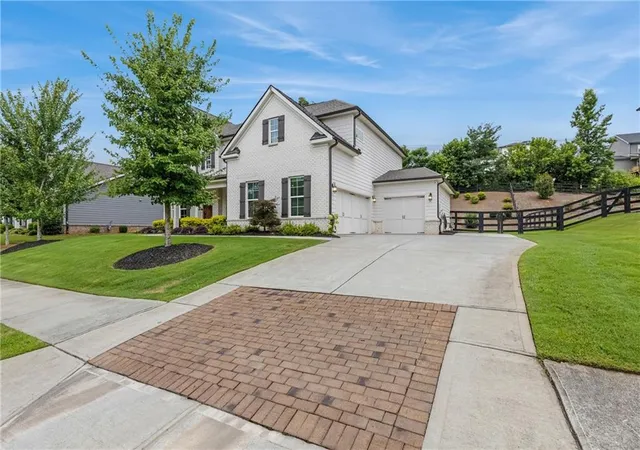 5th image of 415 Carmichael Cir, Canton, GA 30115 | MLS# 7804316