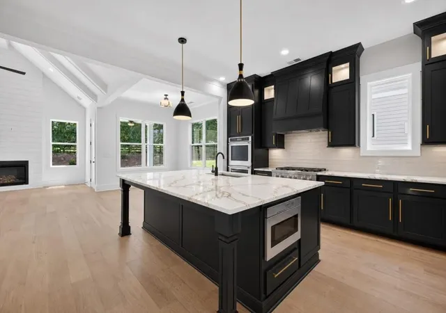 2nd image of 5608 Meadowstone Walk, Kennesaw, GA 30152 | MLS# 7775462