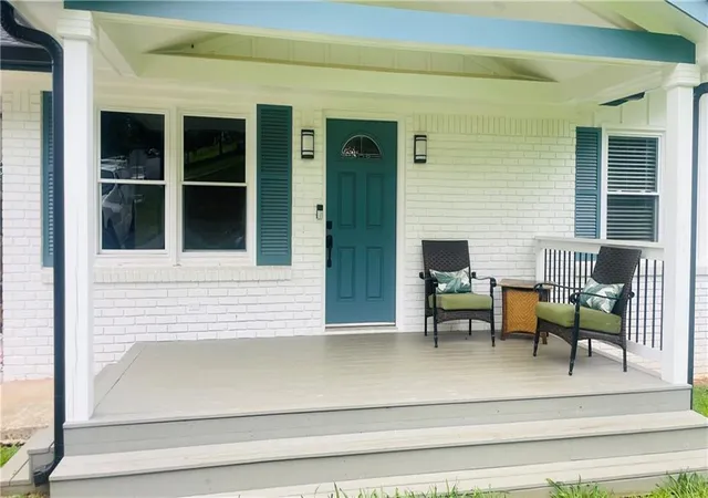 Photo 2 of Single family home for sale at 445 Dan Pl Se, Smyrna, GA 30082 | MLS# 7788223 | Listing updated on 2026-08-31