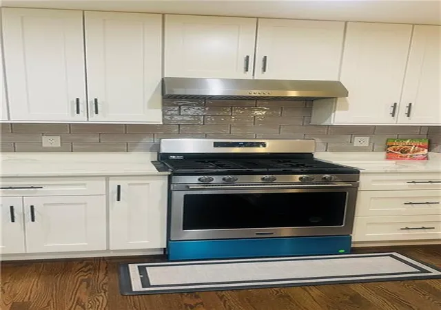 Photo 4 of Single family home for sale at 445 Dan Pl SE, Smyrna, GA 30082 | MLS# 7788223 | Listing updated on 2026-08-31