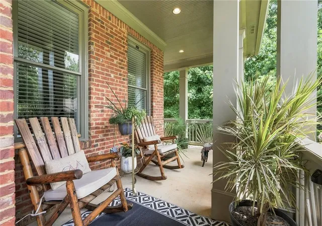 Photo 2 of Single family home for sale at 7535 Antique Barn Ave, Cumming, GA 30041 | MLS# 7810158 | Listing updated on 2026-07-25