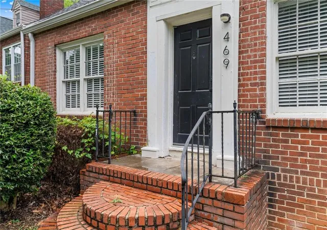3rd image of 469 Mellview Ave Sw, Atlanta, GA 30310 | MLS# 7779427
