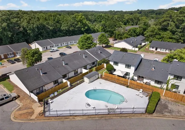 Homes for sale in Athens, GA | 595 Macon Highway, Athens, GA 30606 | Houzeo