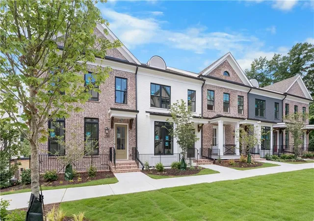 Photo 3 of Townhouse for sale at 3165 Paley Dr, Alpharetta, GA 30009 | MLS# 7800557 | Listing updated on 2026-08-23