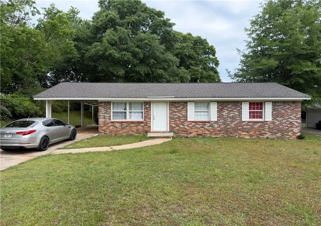 Photo 2 of Single family home for sale at 6017 Lanier Blvd, Norcross, GA 30071 | MLS# 7764173 | Listing updated on 2026-05-04