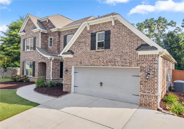 3rd image of 1648 Applecress Ct, Hoschton, GA 30548 | MLS# 7771852