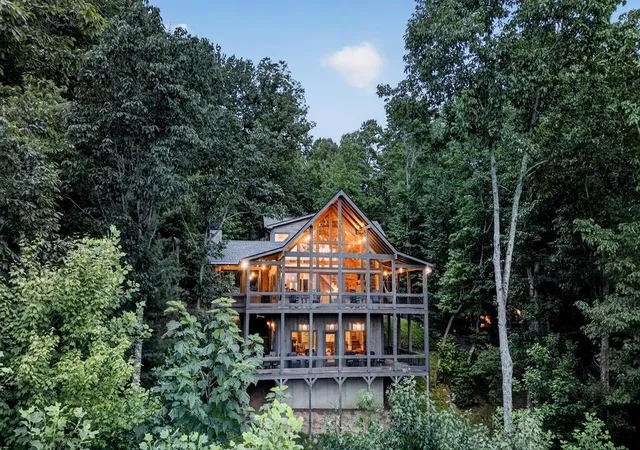 4th image of 50 Broken Arrow Path, Blue Ridge, GA 30513 | MLS# 7821511