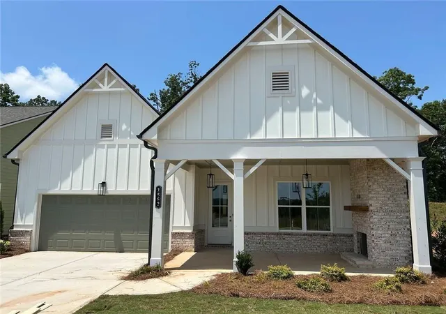 1st image of 1553 Assembly Cir, Gainesville, GA 30501 | MLS# 7800018