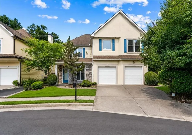 Homes for sale in Brookhaven, GA | 1366 Brookhaven Village Cir Ne, Brookhaven, GA 30319 | MLS# 7798364