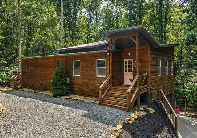 Photo 4 of Single family home for sale at 67 Citrine Ct, Ellijay, GA 30540 | MLS# 7822211 | Listing updated on 2026-09-21