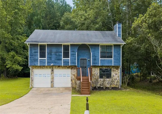 Homes for sale in Fairburn, GA | 7055 Hania Dr, Fairburn, GA 30213 | MLS# 7800062