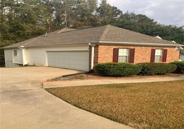 Photo 3 of Single family home for sale at 4290 Mcclanes Ct, Conyers, GA 30094 | MLS# 7668234 | Listing updated on 2026-02-22