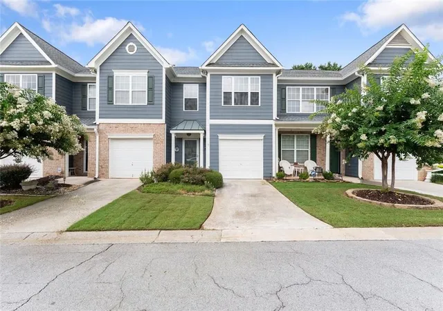 Photo 2 of Sale Pending at 6711 Safeharbour Way, Flowery Branch, GA 30542 | MLS# 7804533 | Listing updated on 2026-09-13