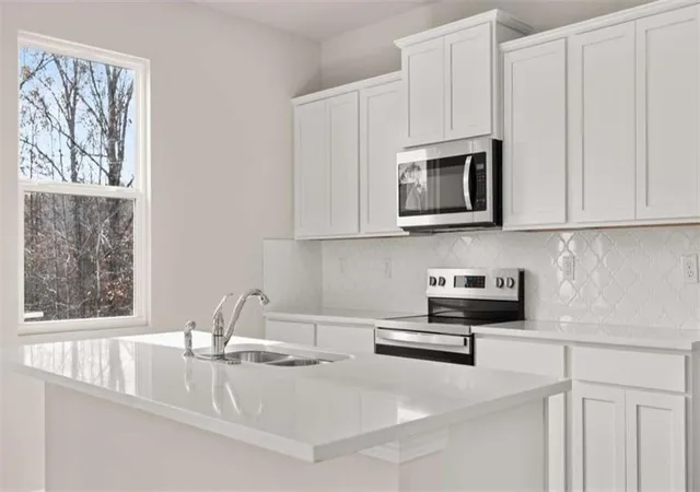 Photo 3 of Sale Pending at 309 Faulkner St, Stockbridge, GA 30281 | MLS# 7809611 | Listing updated on 2026-10-05
