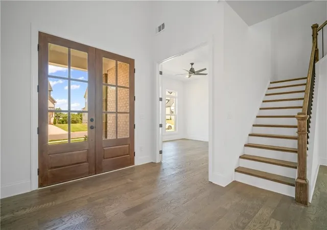 2nd image of 6945 Pond View Dr, Cumming, GA 30028 | MLS# 7644928