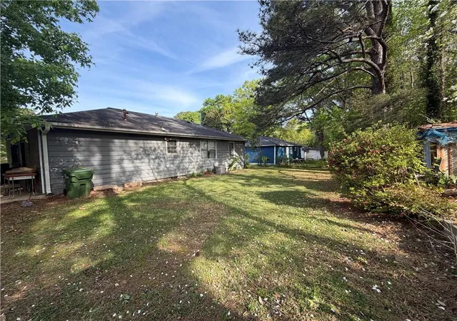 Photo 20 of Sale Pending at 1517 Glenrock Dr Nw, Atlanta, GA 30318 | MLS# 7812177 | Listing updated on 2026-08-24