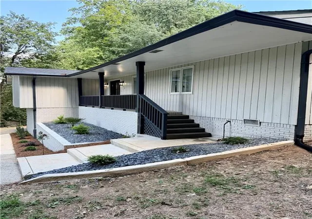 Photo 2 of Single family home for sale at 8986 Mandarin Dr, Jonesboro, GA 30236 | MLS# 7828635 | Listing updated on 2026-08-29