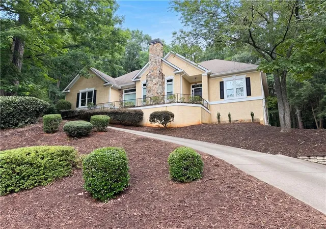 Homes for sale in Alpharetta, GA | 931 Sundew Dr, Alpharetta, GA 30005 | MLS# 7792737