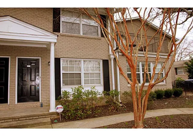 Condominium at 2232 Dunseath Ave Nw #103, Atlanta, GA 30318 | MLS# 5255459 |  | Sold on 2014-06-17