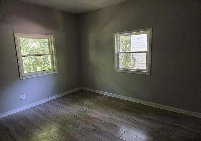 3rd image of 1627 Hasty Pl, Atlanta, GA 30318 | MLS# 7825146