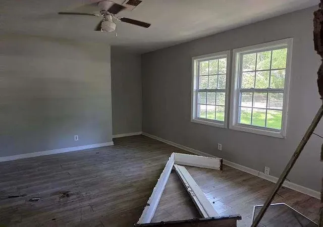 5th image of 1627 Hasty Pl, Atlanta, GA 30318 | MLS# 7825146