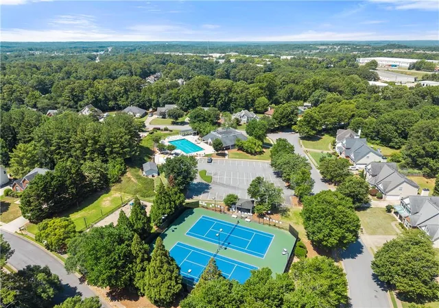 Homes for sale in Suwanee, GA | 4050 Magnolia Leaf Ln, Suwanee, GA 30024 | MLS# 7802090