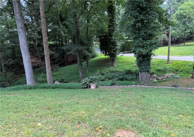 3rd image of 1225 Allendale Dr, Cumming, GA 30041 | MLS# 7801017