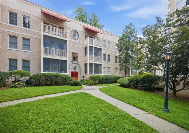1st image of 2222 Peachtree Rd Nw #B5, Atlanta, GA 30309 | MLS# 7816589