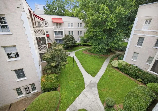 2nd image of 2222 Peachtree Rd NW, Atlanta, GA 30309
