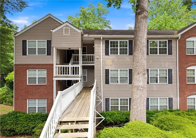 Homes for sale in Roswell, GA | 352 Teal Ct, Roswell, GA 30076 | MLS# 7766661