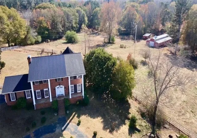 2nd image of 740 Patrick Mill Rd Sw, Winder, GA 30680 | MLS# 7679660