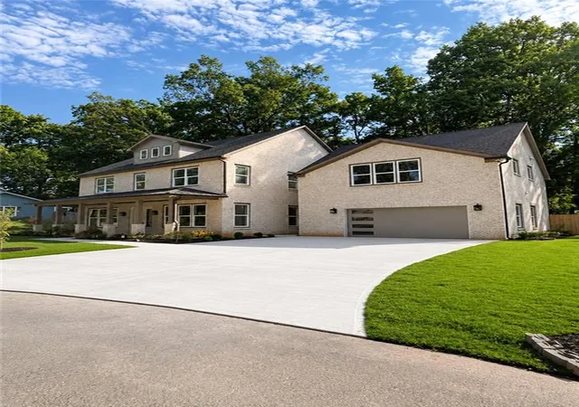 2nd image of 131 Circle Dr, Dacula, GA 30019 | MLS# 7807795