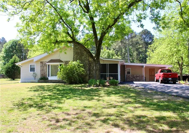 2nd image of 394 Nw Hwy 211, Winder, GA 30680 | MLS# 7755937