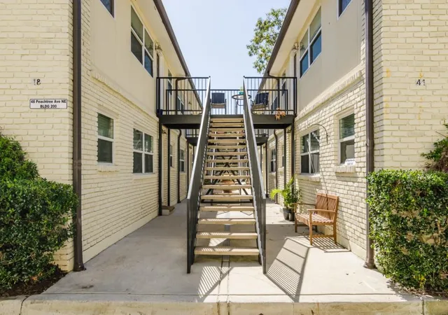 Condominium at 48 Peachtree Ave Ne #223, Atlanta, GA 30305 | MLS# 5921016 | | Sold on 2017-11-27